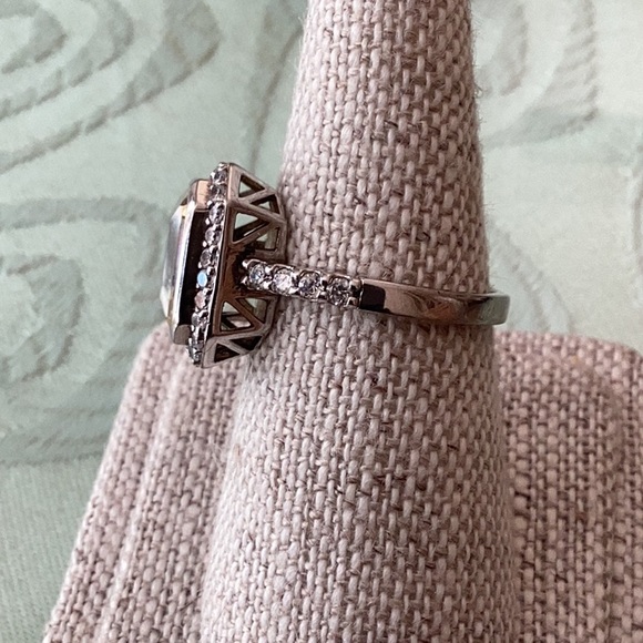 925 sterling silver band with large faceted yellow citrine stone with rhin - Picture 2 of 6